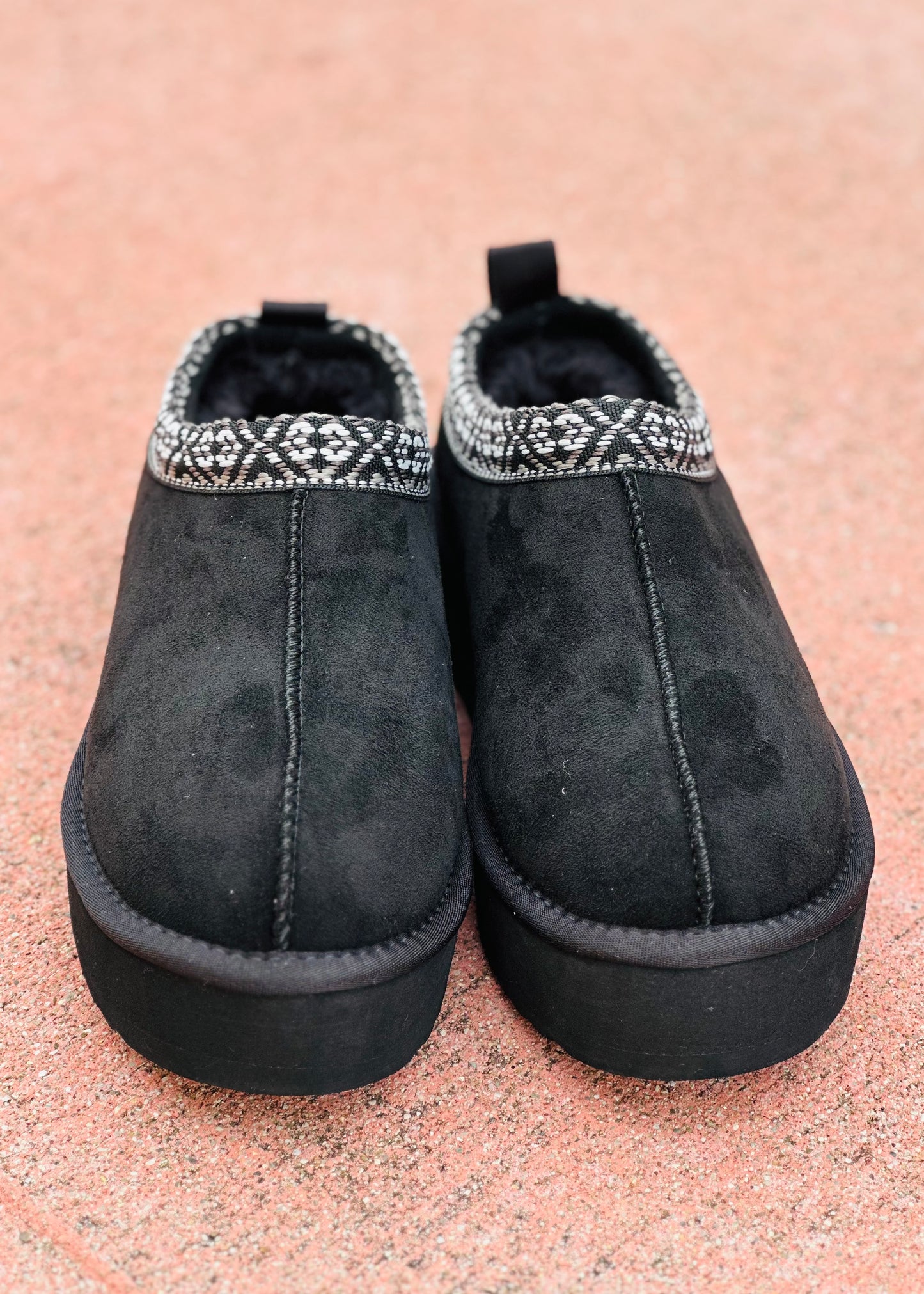 BLACK - EAGLE SLIP ON CLOG