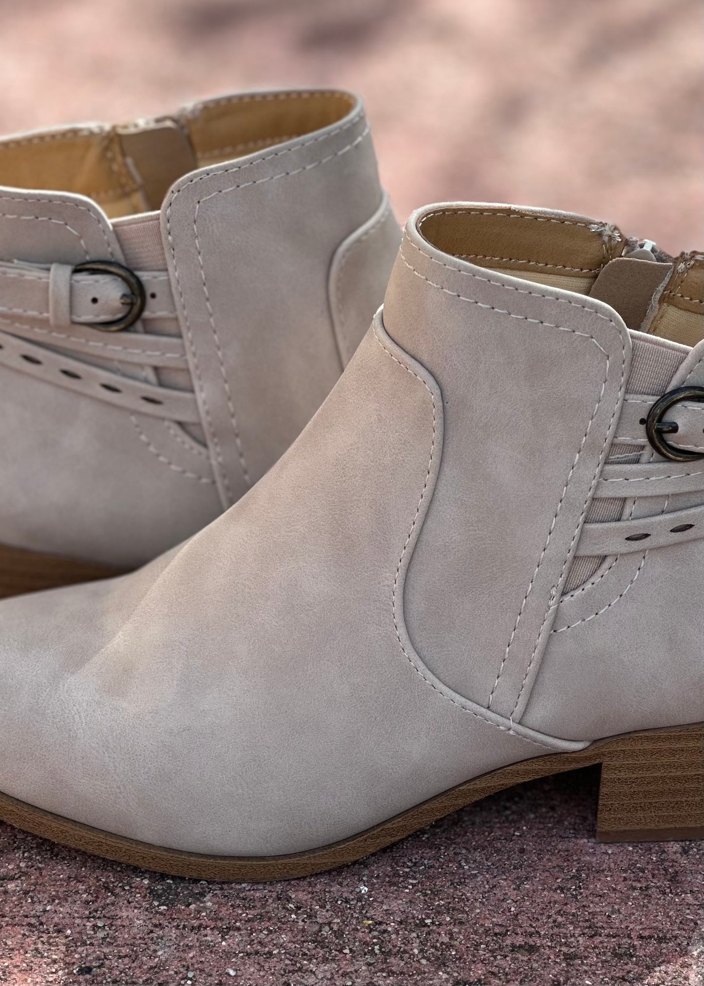 BUCKLE DETAIL BOOT - CLAY