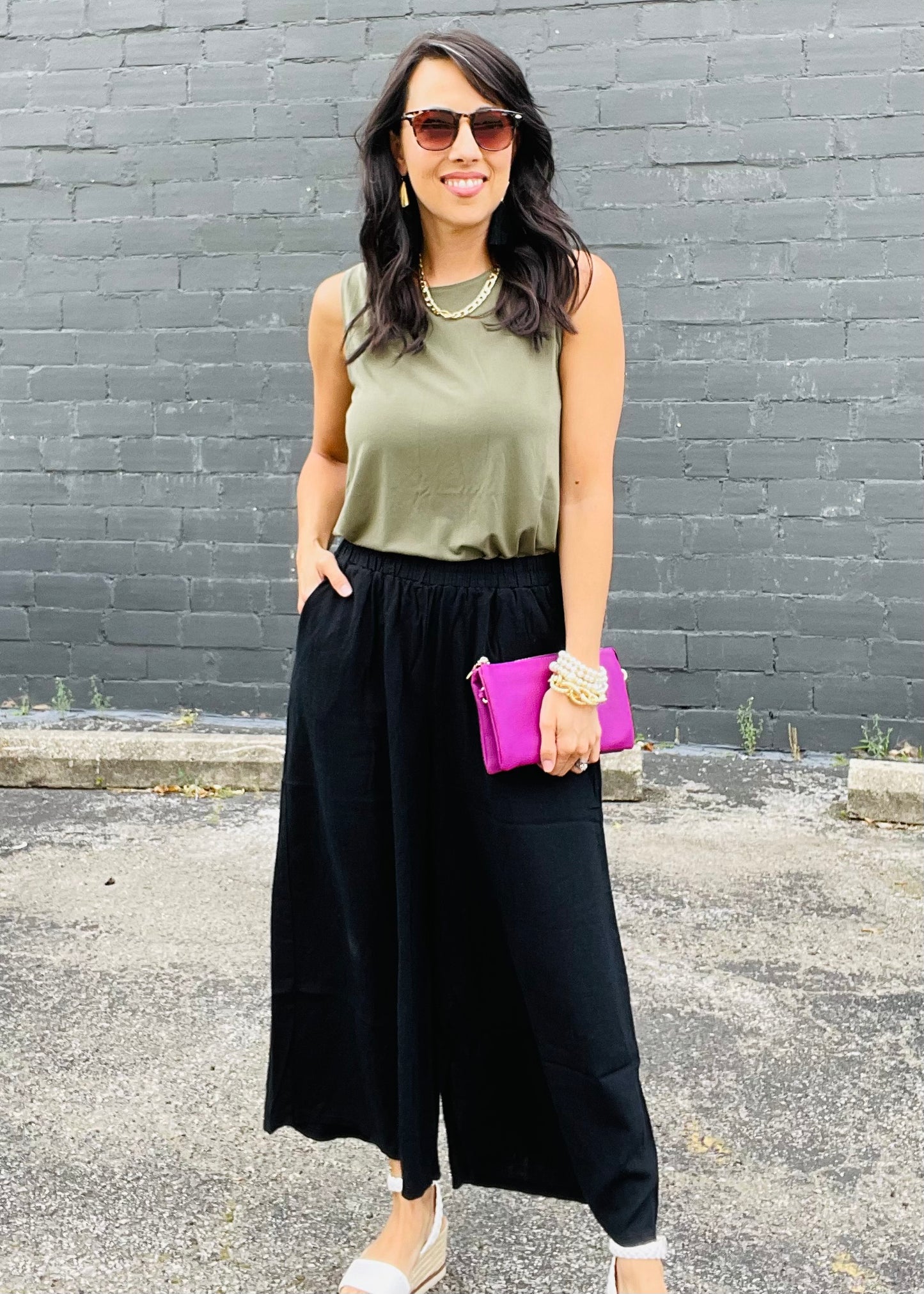 Black -  Wide Leg Linen Pants