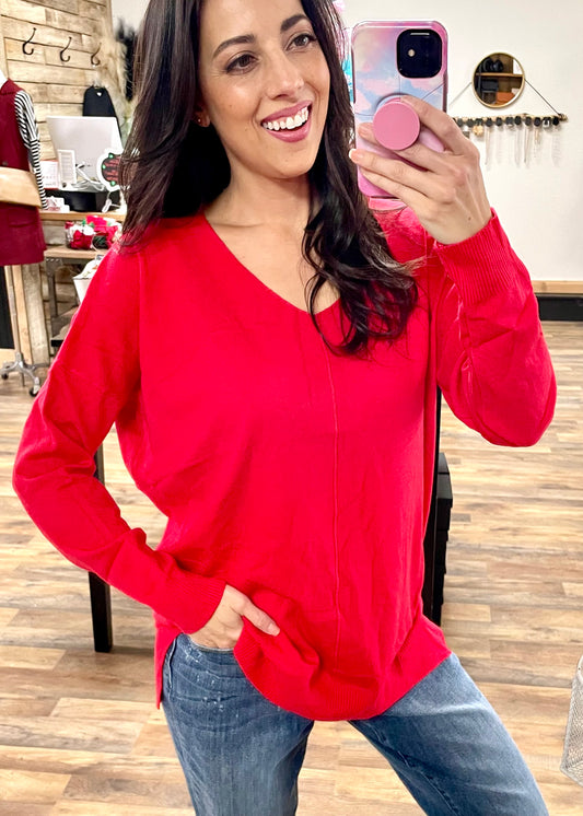 RED VNECK  SWEATER - Dreamers