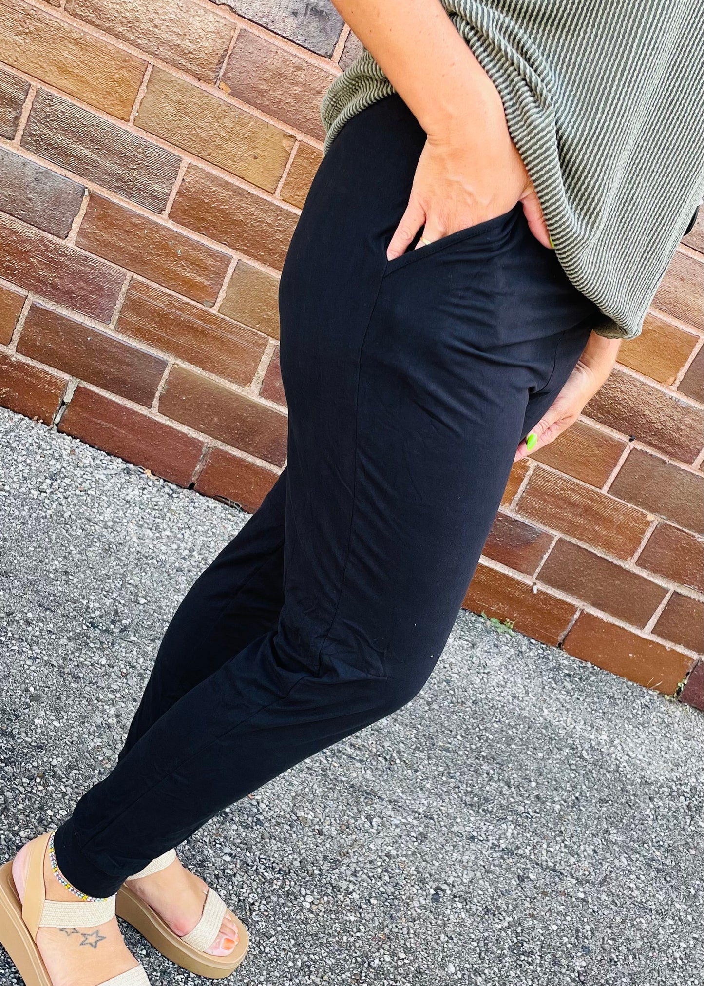 Buttery Soft Solid Joggers with Drawstring: Black