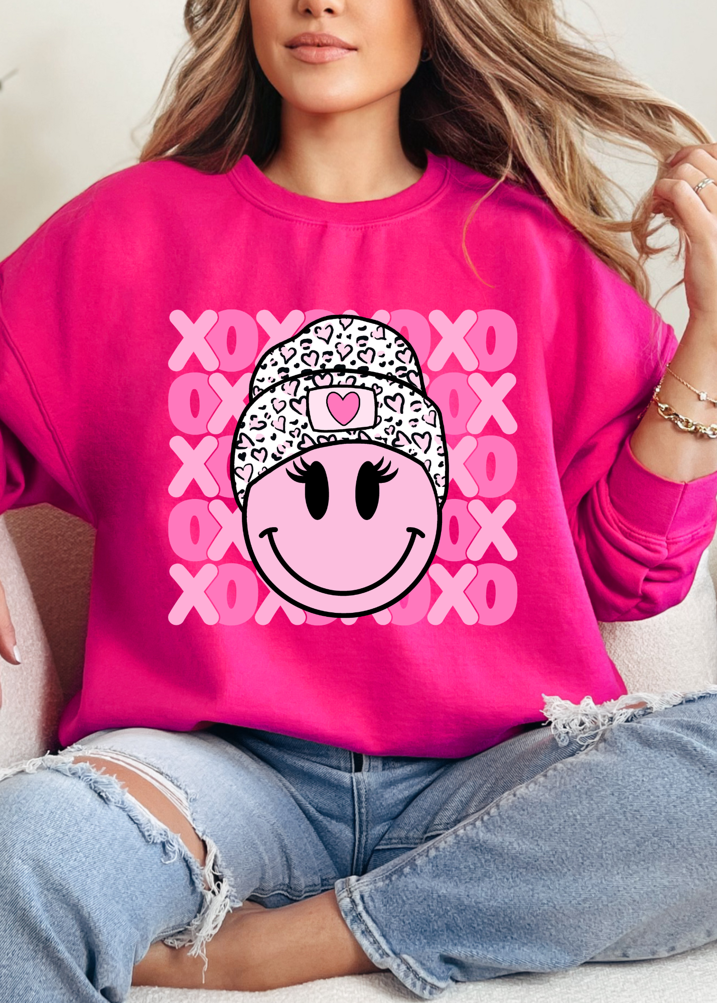 XOXO Smiley Face Pullover