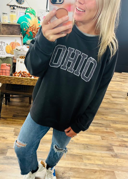 OHIO BLACK - SOLID FLEECE OVERSIZED SWEATSHIRT PREORDER