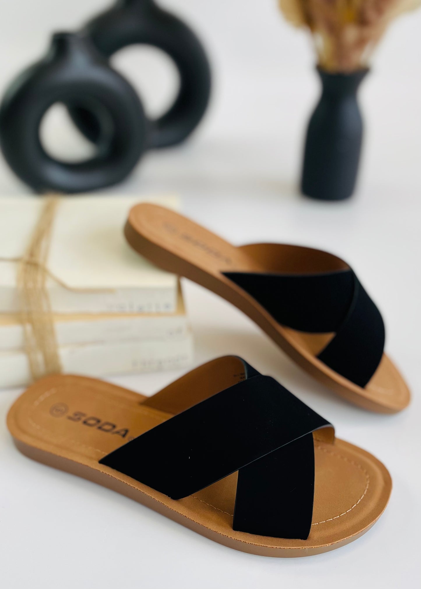 Reflect Sandals - Black