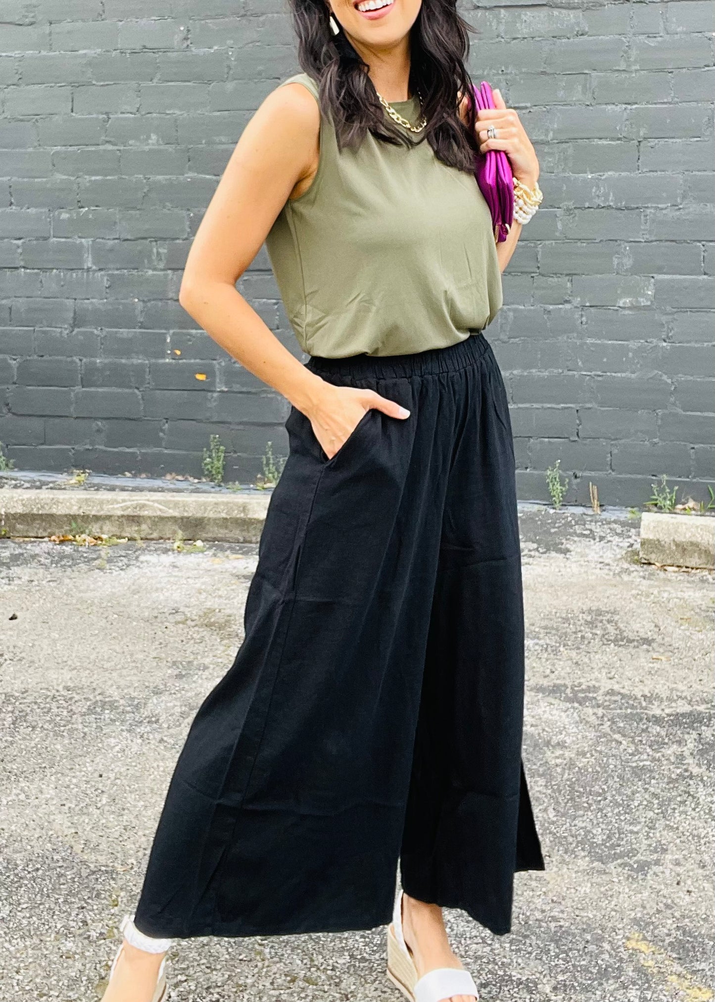 Black -  Wide Leg Linen Pants