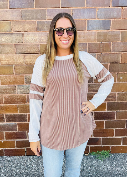 COFFEE VARSITY OVERSIZED RIBBED TOP