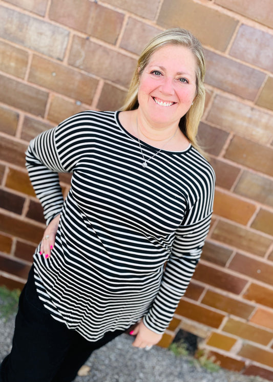 Black & White Stripe Long Sleeve Top