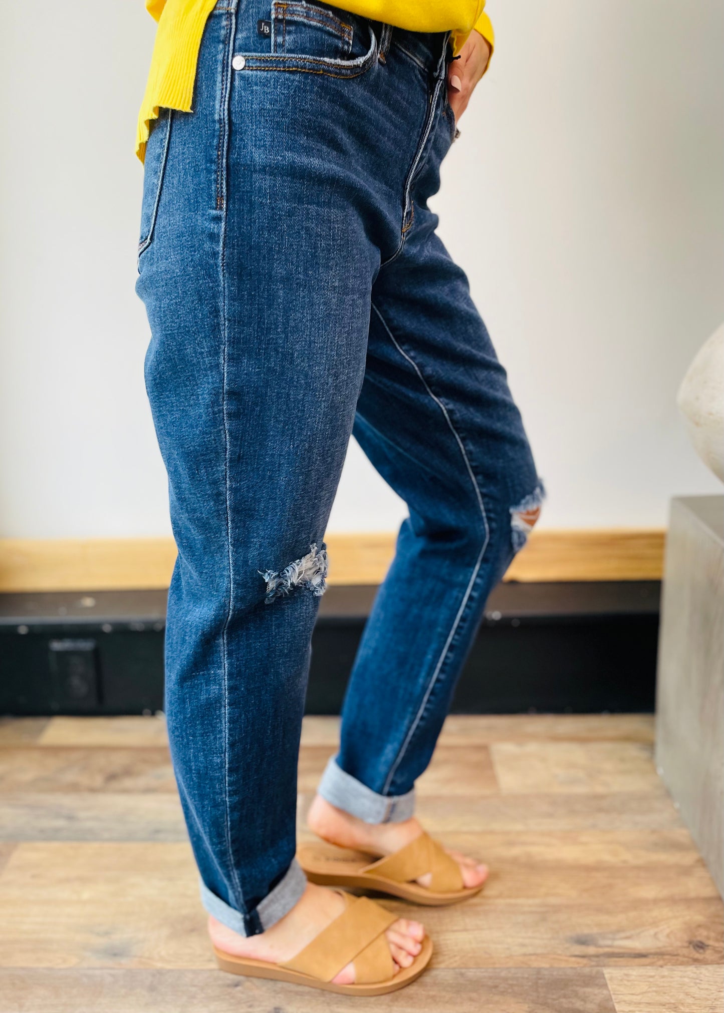 Judy Blue Mid Rise Distressed Slim - JB82607